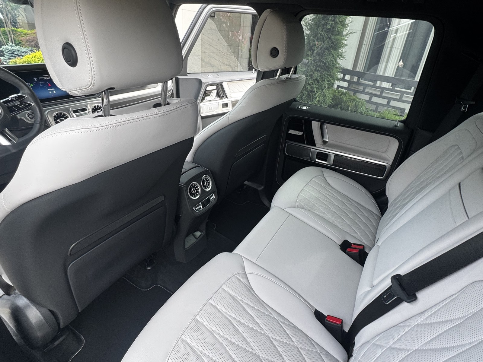 Mercedes G-Class rear bench with light grey leather after detailing